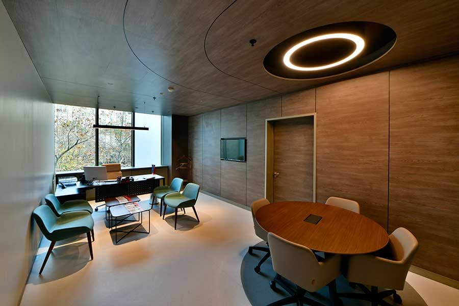 Consultation room with meeting table